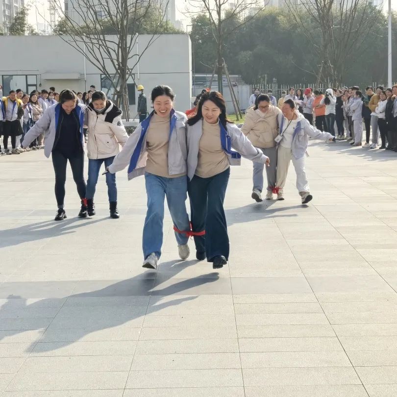 0187116f-b854-4997-bf0c-360f524f4138