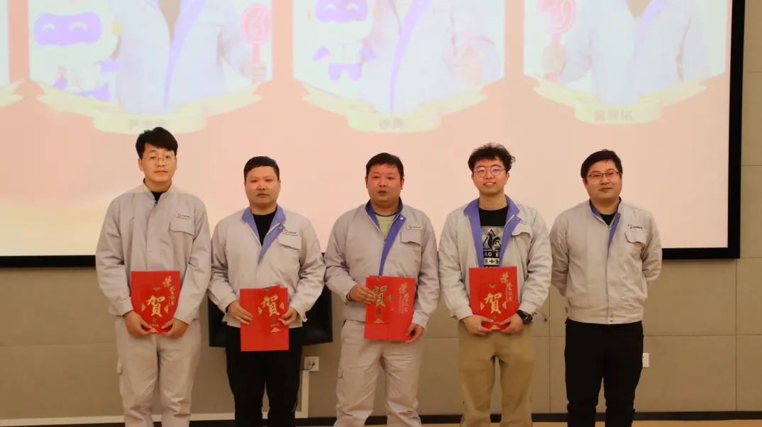 09959802-ca5d-4473-aa5e-df53c2521928