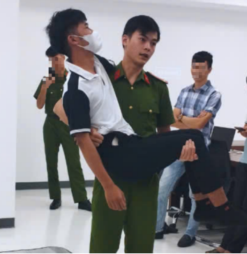 2daf757f-5fad-4e9e-8d0c-b37142272704