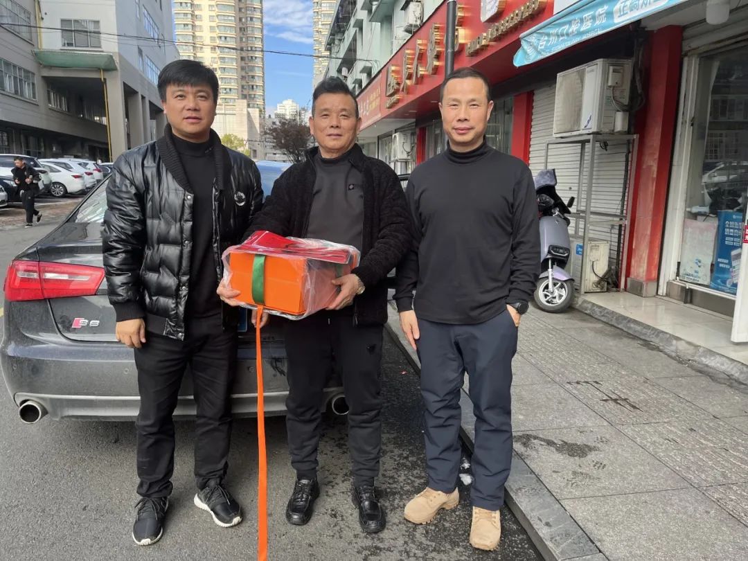 2e4254dc-972f-4c80-92ec-7273bd81b13b