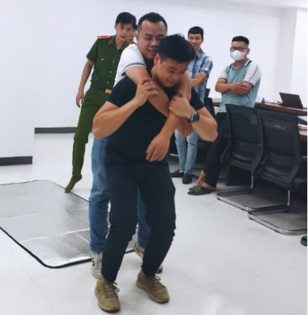 5eee1e81-0838-42b9-a2fd-74debf0180e5