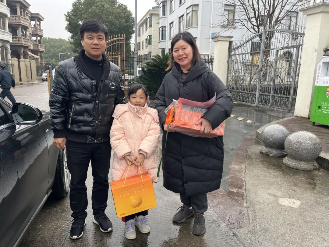 bb7dc379-12c7-4a56-8e22-5b6bb79cd308