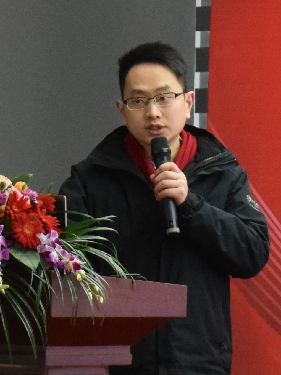 d720f224-d777-42a0-927d-0aab19098e23