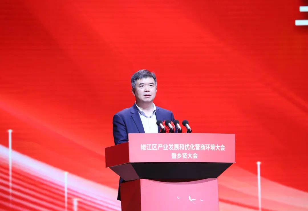 ec54b2b9-633c-4daa-a8fd-08979d0d4f19