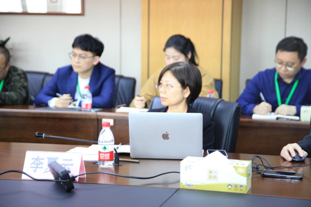 f399f2e2-48f5-49db-a0c9-b25e5d27b103